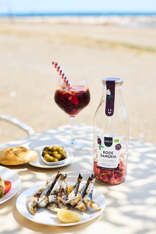 Pineut caraffa per bevande estive sangria vino rosso bio