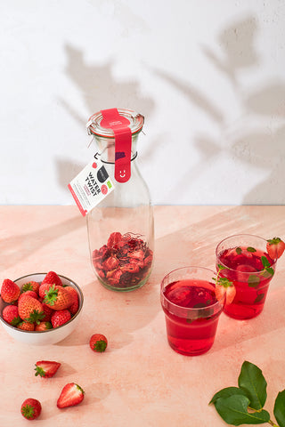 Pineut caraffa acqua aromatizzata fragola ibisco bio