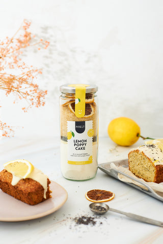 Pineut barattolo di torta al limone e semi di papavero