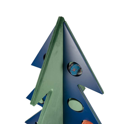 Sapin de 180 cm avec boules en bois laqué et velours vert clair