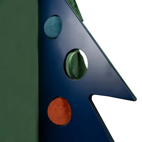 Sapin de 180 cm avec boules en bois laqué et velours vert clair