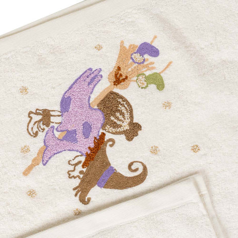 Asciugamani Tema Befana in Spugna – Set 2 (60×110, 40×60)